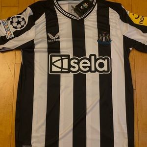 23/24 Newcastle United Large Home UCL Jersey 24 Almirón